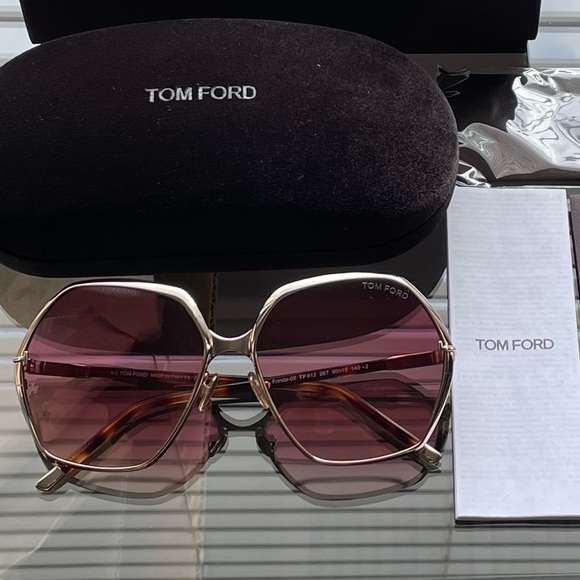 NWT TOM FORD Geometric Sunglasses - Picture 2 of 16